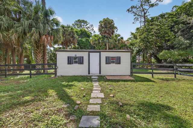 2340 B Road, Loxahatchee Groves, FL 33470