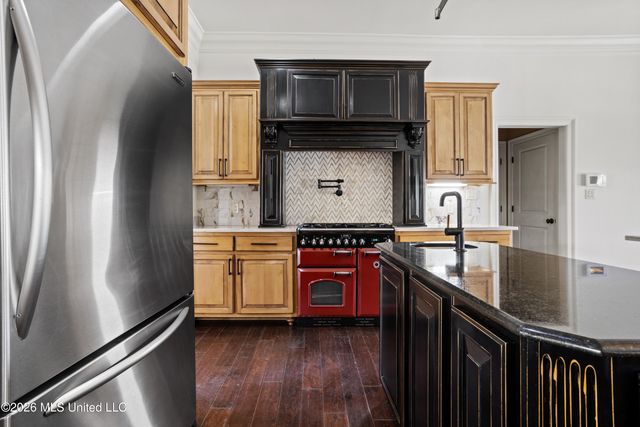 23337 Stablewood Circle, Pass Christian, MS 39571