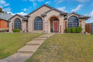 2425 Waterloo Lane, Mesquite, TX 75181