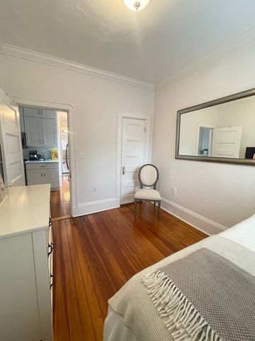 145 Charles Street 4, Boston, MA 02114