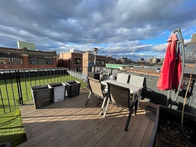 145 Charles Street 4, Boston, MA 02114