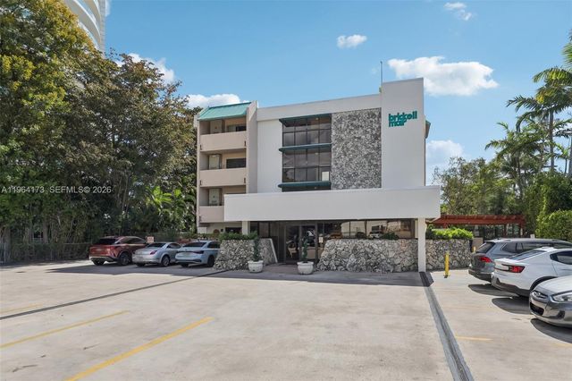 2201 Brickell Ave 77, Miami, FL 33129