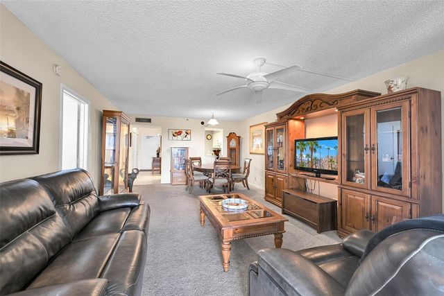 4570 NW 18th Avenue 604, Deerfield Beach, FL 33064