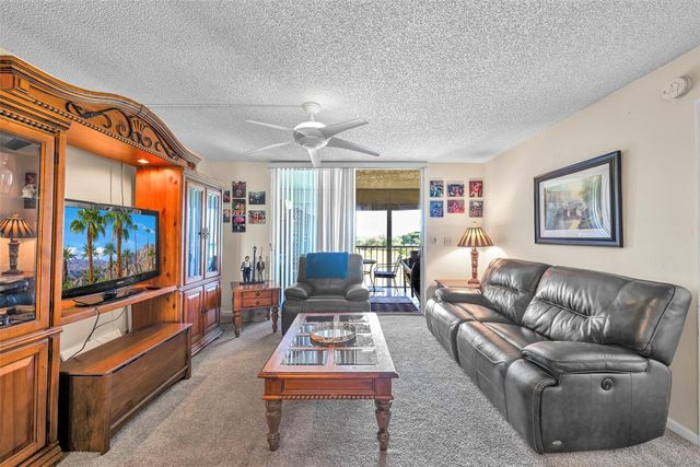 4570 NW 18th Avenue 604, Deerfield Beach, FL 33064