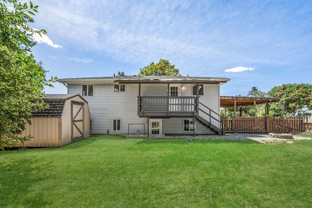 127 Pineview Ct, Cheney, WA 99004