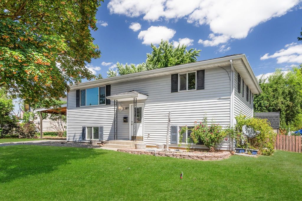 127 Pineview Ct, Cheney, WA 99004