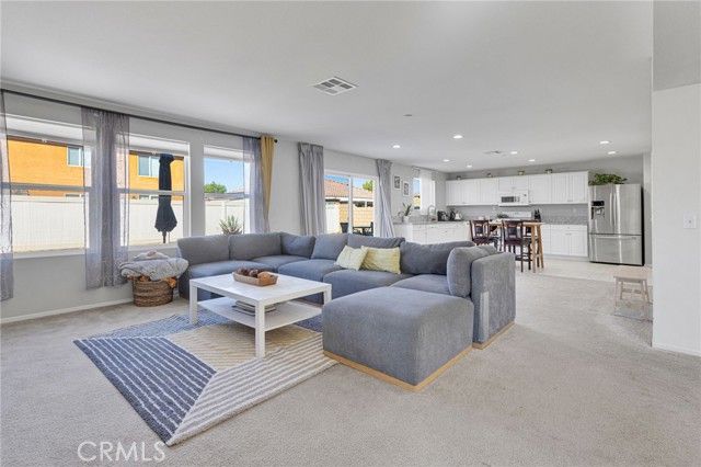 15954 Silver Tip Way, Victorville, CA 92394