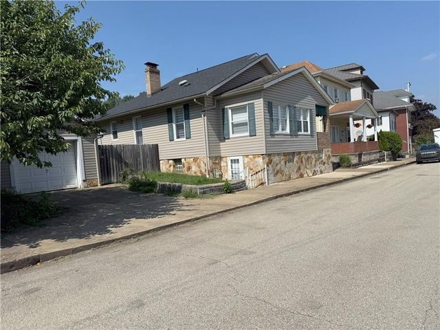 606 N Railroad St, Penn Twp, PA 15675