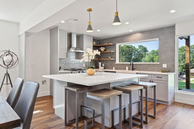 5936 Spring Glen Drive, Dallas, TX 75232