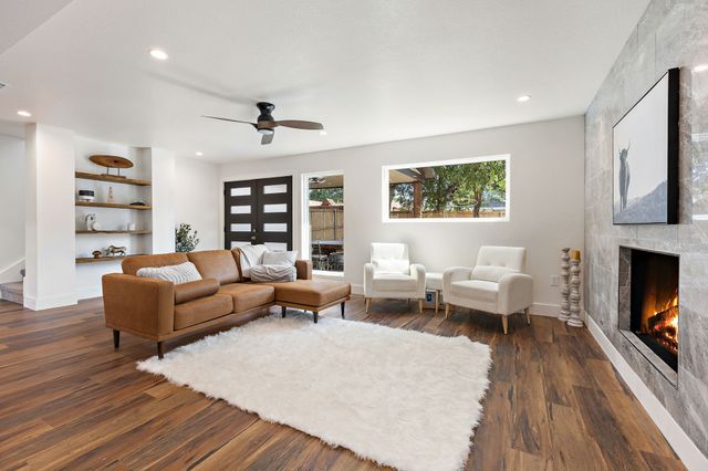 5936 Spring Glen Drive, Dallas, TX 75232