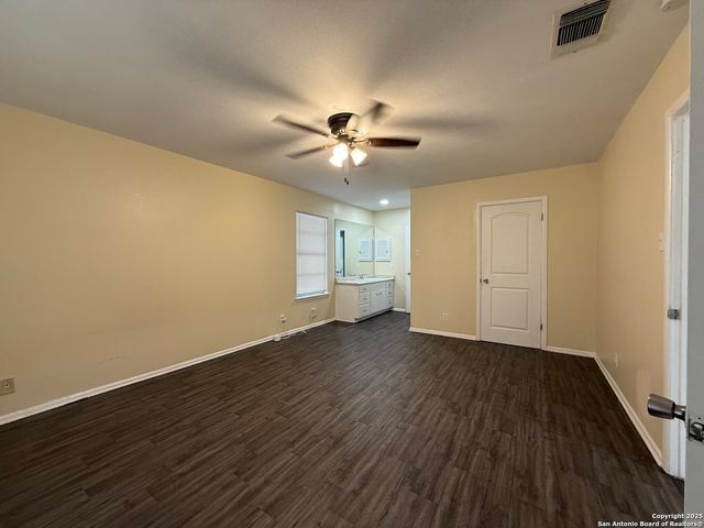 10104 Ironside, San Antonio, TX 78230