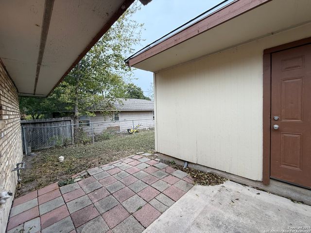 10104 Ironside, San Antonio, TX 78230