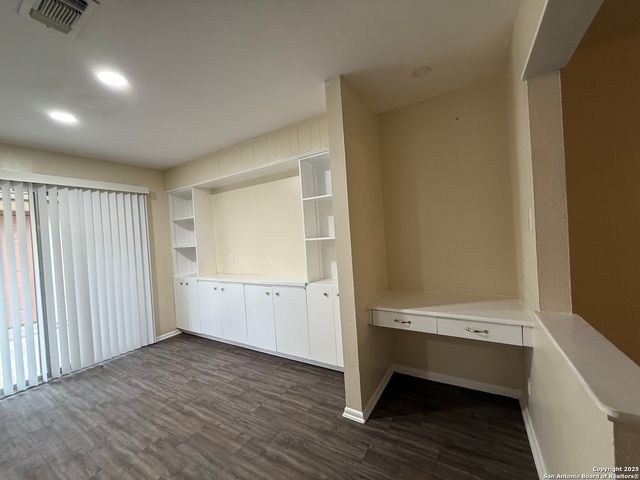 10104 Ironside, San Antonio, TX 78230