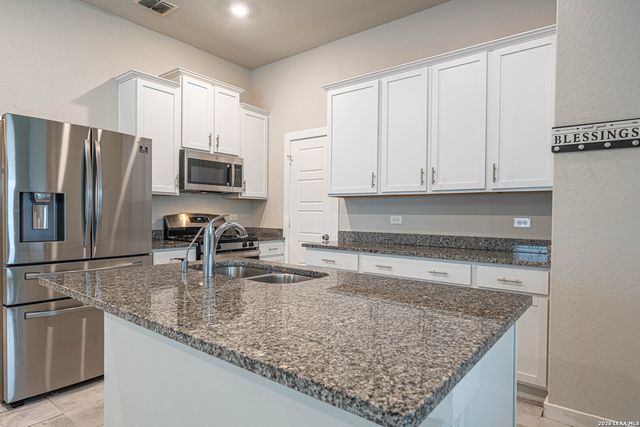 7719 Blue Gulf Dr, San Antonio, TX 78222
