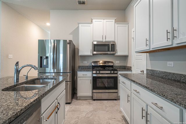 7719 Blue Gulf Dr, San Antonio, TX 78222