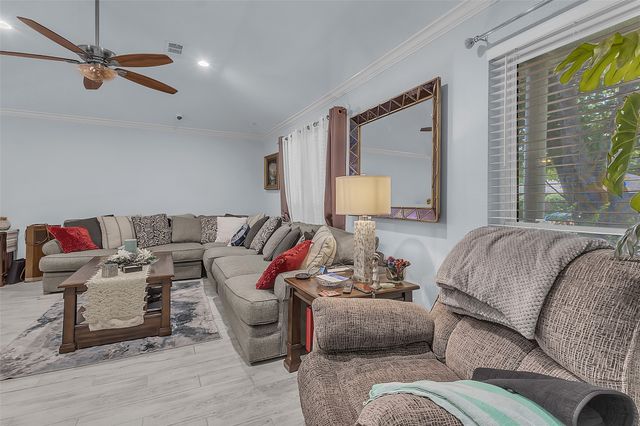 2709 El Paso Way, Mesquite, TX 75150