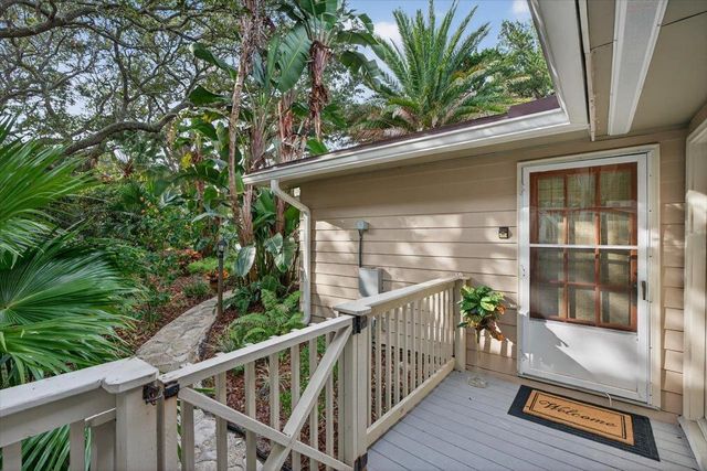 6 Manatee Ct, St Augustine, FL 32080