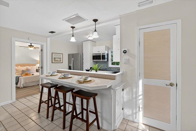 6 Manatee Ct, St Augustine, FL 32080