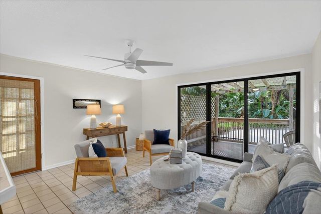 6 Manatee Ct, St Augustine, FL 32080