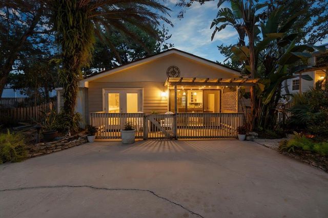 6 Manatee Ct, St Augustine, FL 32080