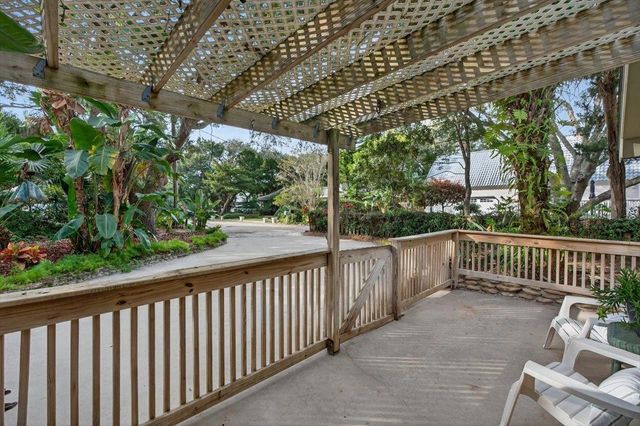 6 Manatee Ct, St Augustine, FL 32080