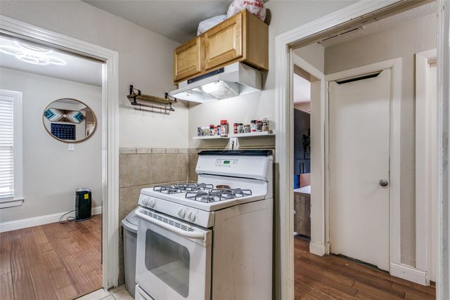 2408 Forest Avenue, Fort Worth, TX 76112