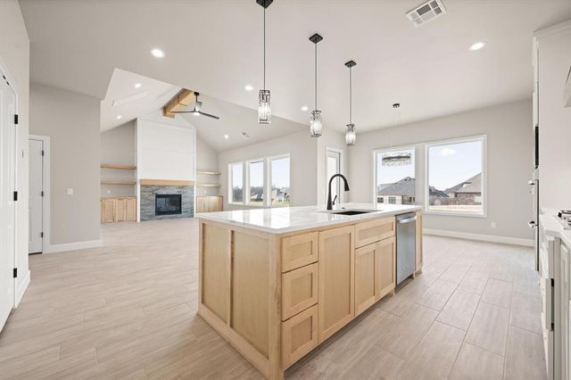 15609 Egerton Place, Edmond, OK 73013