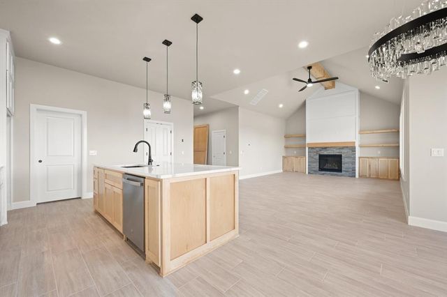 15609 Egerton Place, Edmond, OK 73013
