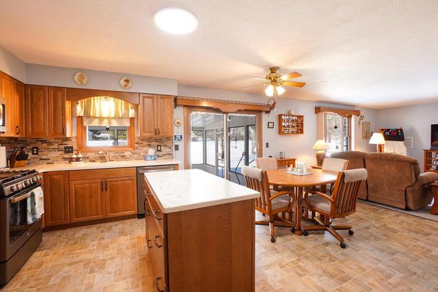 N3987 Vista ROAD, Sullivan, WI 53178