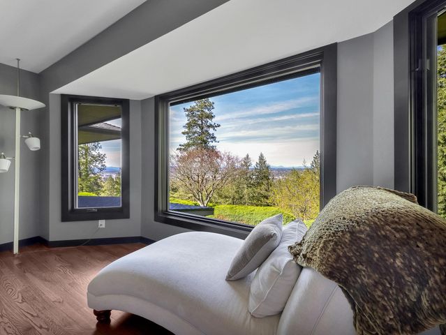 1912 E SOUTHEAST Blvd, Spokane, WA 99203