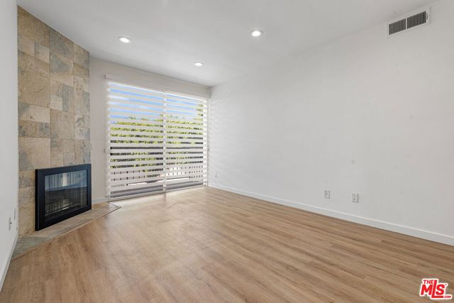 2263 Fox Hills Drive 102, Los Angeles, CA 90064
