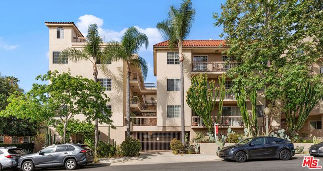 2263 Fox Hills Drive 102, Los Angeles, CA 90064