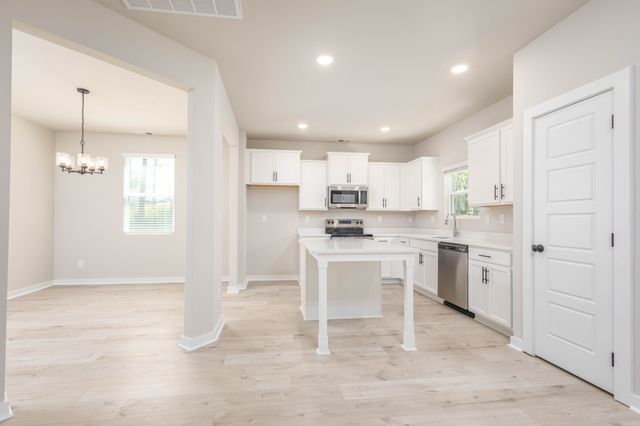 107 Cherry Blossom Way, Dickson, TN 37055