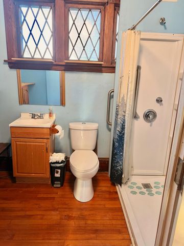 2909 2nd Avenue S, Minneapolis, MN 55408