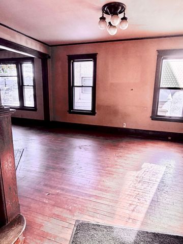 2909 2nd Avenue S, Minneapolis, MN 55408