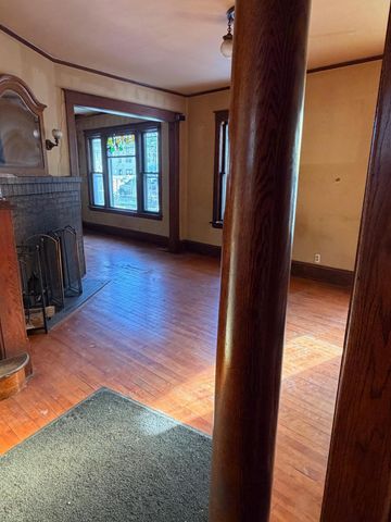 2909 2nd Avenue S, Minneapolis, MN 55408