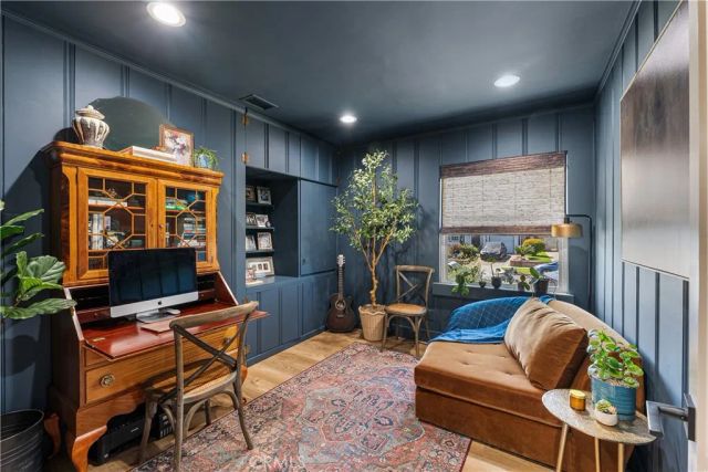 4427 E Rosada Street, Long Beach, CA 90815