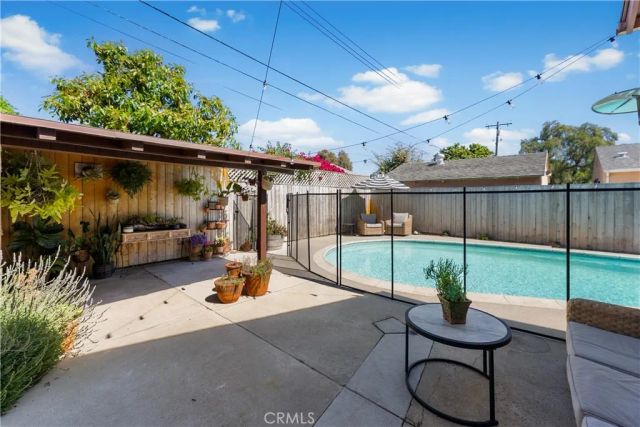 4427 E Rosada Street, Long Beach, CA 90815