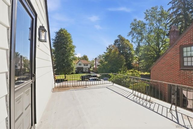 87 Lamarck Drive, Amherst, NY 14226
