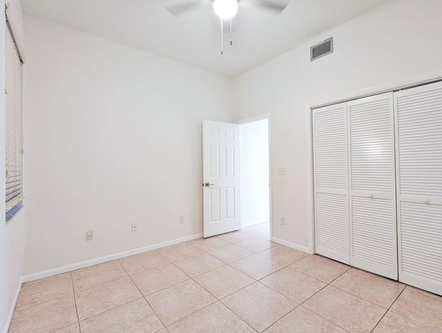 7535 La Paz Boulevard 107, Boca Raton, FL 33433