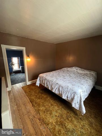 130 N WALNUT ST, Boyertown, PA 19512