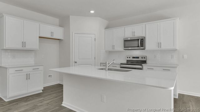 1034 Misty Creek Drive, Aberdeen, NC 28315