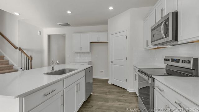 1034 Misty Creek Drive, Aberdeen, NC 28315