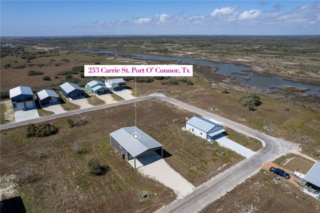253 Carrie St, Port O'connor, TX 77982