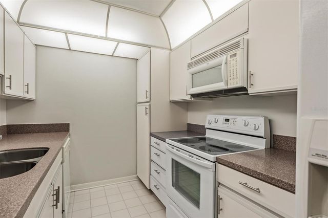 3211 W SWANN AVENUE 707, Tampa, FL 33609