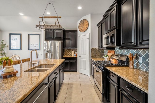 22215 Willow Creek Bridge Lane, Tomball, TX 77375