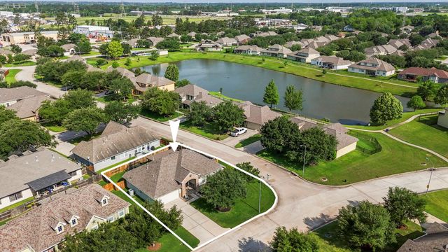 22215 Willow Creek Bridge Lane, Tomball, TX 77375