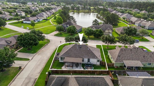 22215 Willow Creek Bridge Lane, Tomball, TX 77375