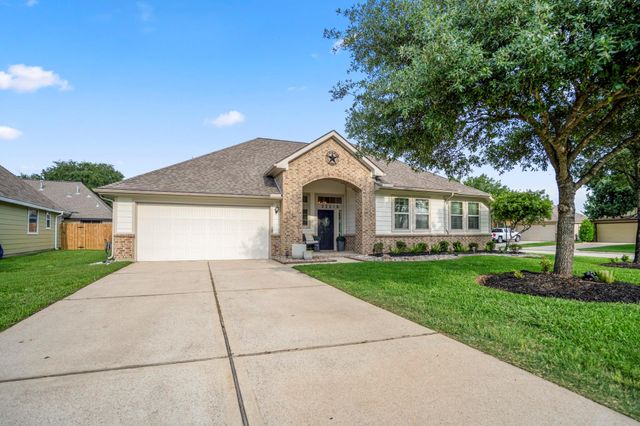 22215 Willow Creek Bridge Lane, Tomball, TX 77375