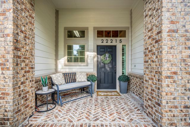 22215 Willow Creek Bridge Lane, Tomball, TX 77375